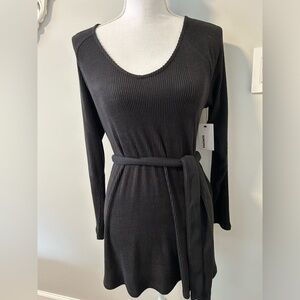 NWT Maternity Sonoma black ribbed belted tunic